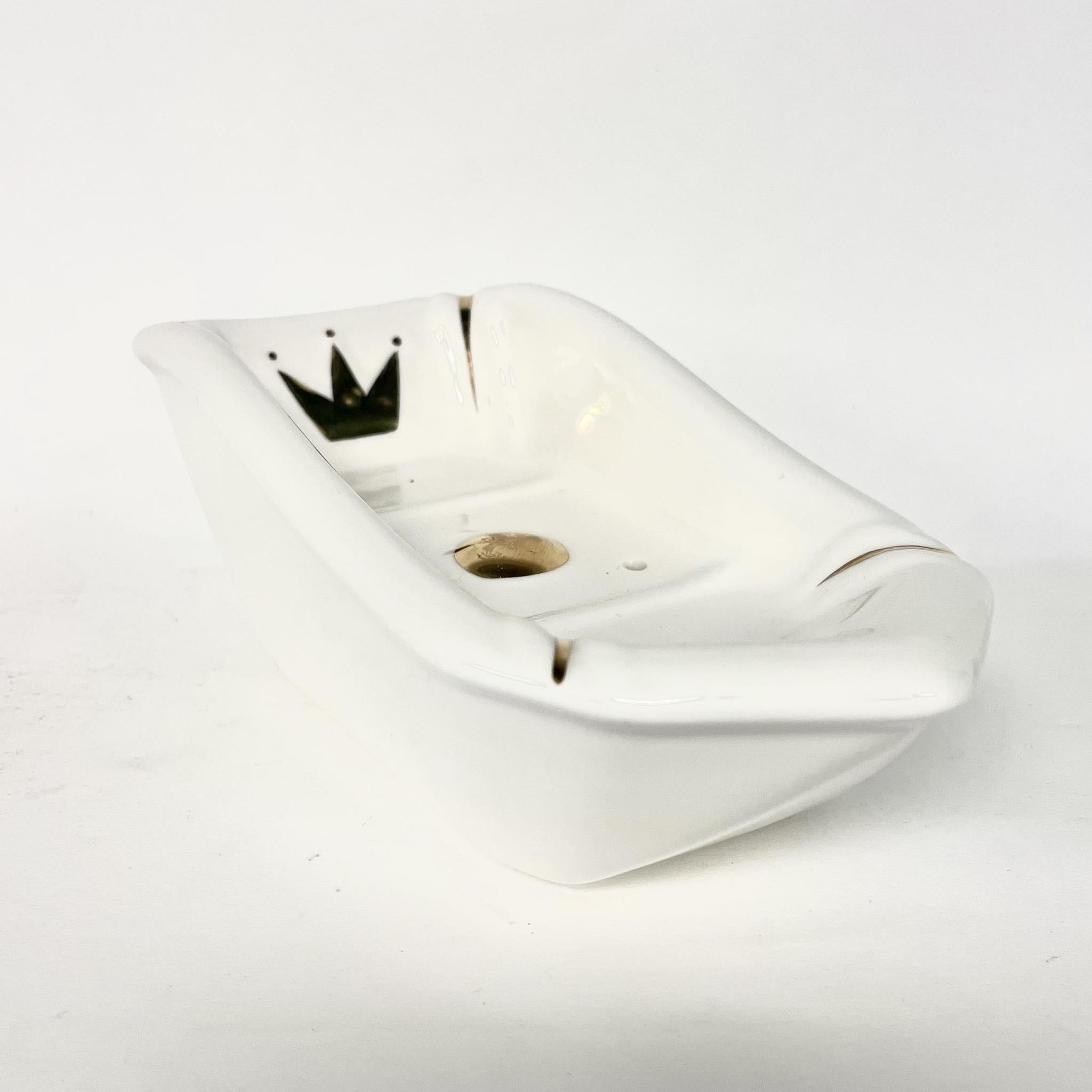 Crown Bath Tube Holder